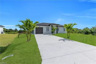 713 Roma Ave S, Lehigh Acres, FL 33974 - Photo 3