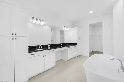 1205 SE 20th Ct, Cape Coral, FL 33990 - Photo 31