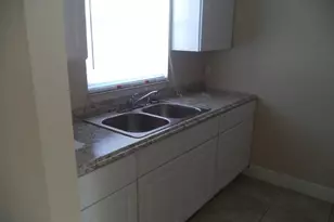 11411 Linda Loma Dr, Fort Myers, FL 33908 - Photo 3