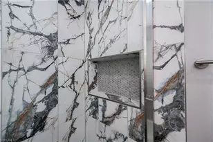 3318 Clearview Cir, Labelle, FL 33935 - Photo 7