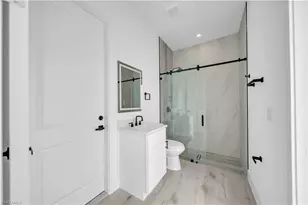 4015 12th St SW, Lehigh Acres, FL 33976 - Photo 15