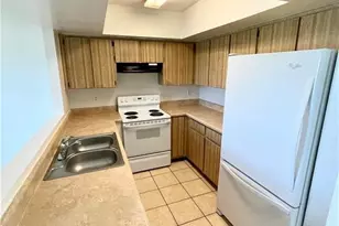 1315 Andalusia Blvd, Cape Coral, FL 33909 - Photo 3