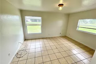 1315 Andalusia Blvd, Cape Coral, FL 33909 - Photo 11