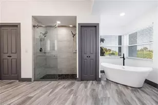 5030 Harborage Dr, Fort Myers, FL 33908 - Photo 19