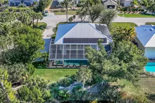 693 Emeril Ct, Sanibel, FL 33957 - Photo 13
