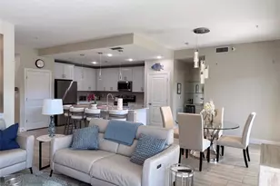 15156 Palmer Lake Cir, Naples, FL 34109 - Photo 9