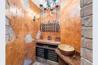 1265 Canterbury Dr, Fort Myers, FL 33901 - Photo 21