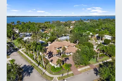 1265 Canterbury Dr, Fort Myers, FL 33901 - Photo 45