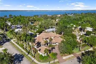 1265 Canterbury Dr, Fort Myers, FL 33901 - Photo 45