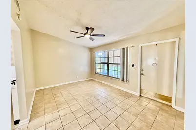 9 Palm Blvd, Lehigh Acres, FL 33936 - Photo 3