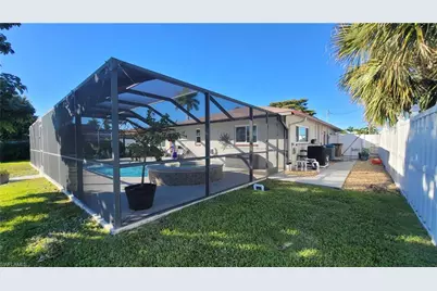 1642 SE 39th Ter, Cape Coral, FL 33904 - Photo 35