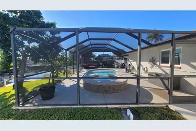 1642 SE 39th Ter, Cape Coral, FL 33904 - Photo 37