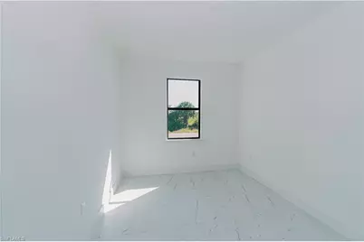 478 Lotus Ave S, Lehigh Acres, FL 33974 - Photo 7