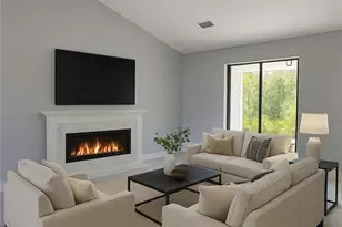 601 Hibiscus Ave, Lehigh Acres, FL 33972 - Photo 3