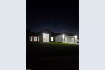 601 Hibiscus Ave, Lehigh Acres, FL 33972 - Photo 23