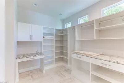 814 SW 56th St, Cape Coral, FL 33914 - Photo 9