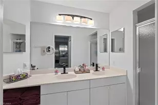 10230 Washingtonia Palm Way, Fort Myers, FL 33966 - Photo 15