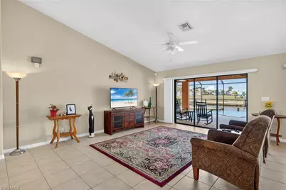 228 NW 32nd Pl, Cape Coral, FL 33993 - Photo 3