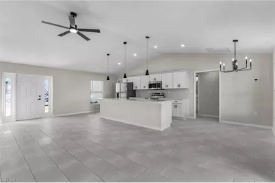 2003 NE 27th St, Cape Coral, FL 33909 - Photo 11