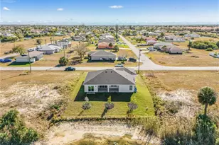 2003 NE 27th St, Cape Coral, FL 33909 - Photo 33