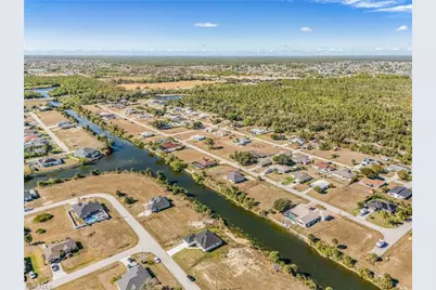 2003 NE 27th St, Cape Coral, FL 33909 - Photo 31