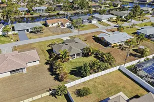 110 SE 39th St, Cape Coral, FL 33904 - Photo 39