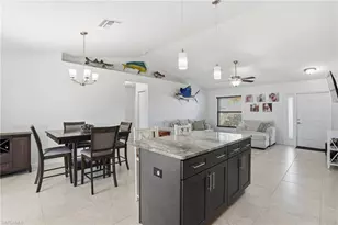 110 SE 39th St, Cape Coral, FL 33904 - Photo 11