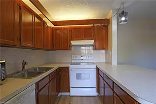 5219 Cedarbend Dr, Fort Myers, FL 33919 - Photo 5