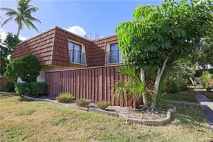 5219 Cedarbend Dr, Fort Myers, FL 33919 - Photo 1