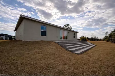 2016 NE 6th Ave, Cape Coral, FL 33909 - Photo 3