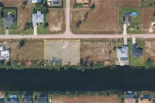 2002 NW 27th St, Cape Coral, FL 33993 - Photo 9