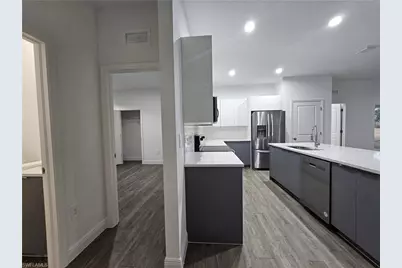 9011 Penny Cir, Labelle, FL 33935 - Photo 9