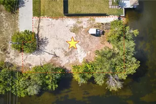 201 SW 40th St, Cape Coral, FL 33914 - Photo 17