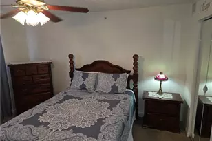 1210 Wildwood Lakes Blvd, Naples, FL 34104 - Photo 9