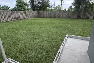 3504 Lantana St, Fort Myers, FL 33916 - Photo 9