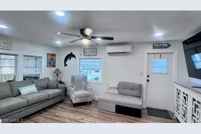 5524 Ben Franklin Ln, North Fort Myers, FL 33917 - Photo 5