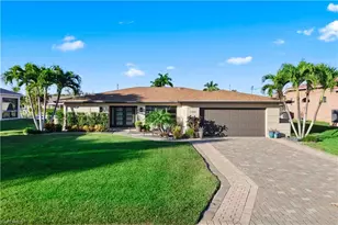 109 SE 40th Terrace, Cape Coral, FL 33904 - Photo 3