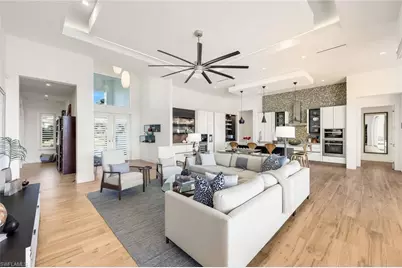 428 SW 39th Ave, Cape Coral, FL 33991 - Photo 9