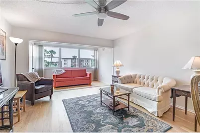 1828 Pine Valley Dr #201, Fort Myers, FL 33907 - Photo 5