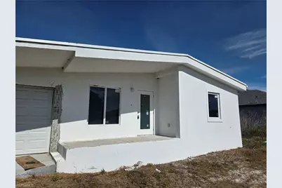 3030 39th St SW, Lehigh Acres, FL 33976 - Photo 3