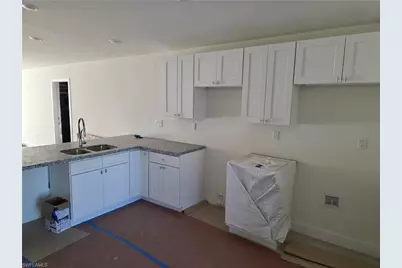 3030 39th St SW, Lehigh Acres, FL 33976 - Photo 7