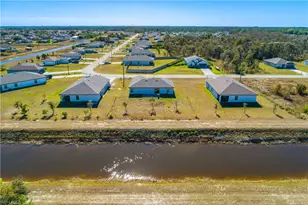 839 Yellowbird Dr, Fort Myers, FL 33913 - Photo 5