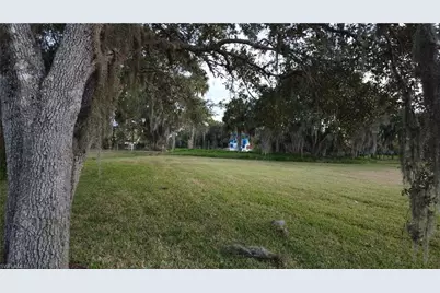 16520 Oakview Cir, Alva, FL 33920 - Photo 13