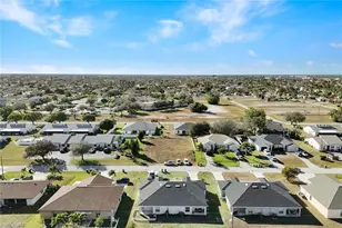 3823 SW 8th Ct, Cape Coral, FL 33914 - Photo 25