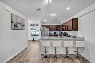 3823 SW 8th Ct, Cape Coral, FL 33914 - Photo 9