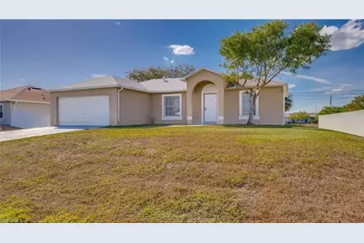 2102 NE 17th Ave, Cape Coral, FL 33909 - Photo 3