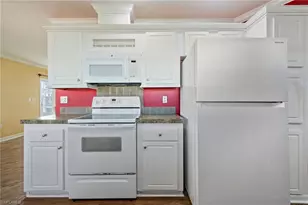 5252 Fiddleleaf Dr, Fort Myers, FL 33905 - Photo 5