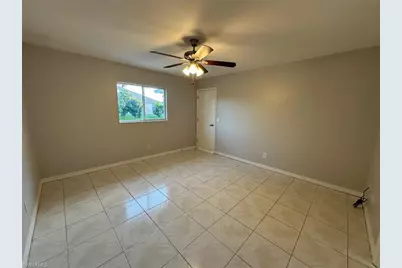 846 SW 16th Ter, Cape Coral, FL 33991 - Photo 9