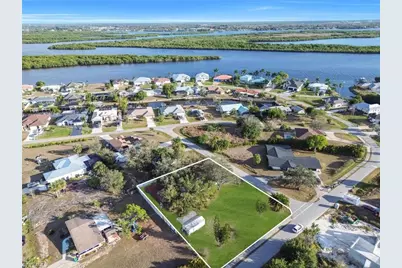 27044 Briar Ct, Punta Gorda, FL 33983 - Photo 7