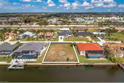 2520 SW 25th St, Cape Coral, FL 33914 - Photo 5